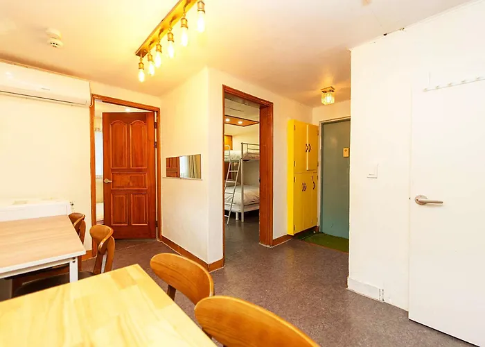 3-gu&anne House Hongdae 6room & 4bath House * 서울특별시