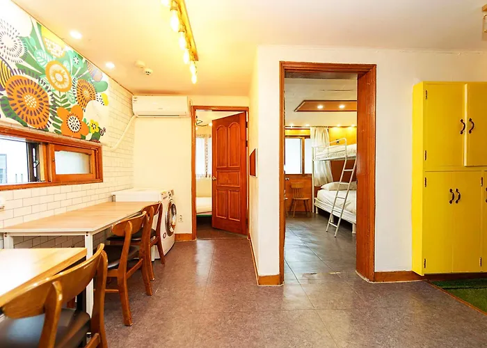 3-gu&anne House Hongdae 6room & 4bath House Appartement