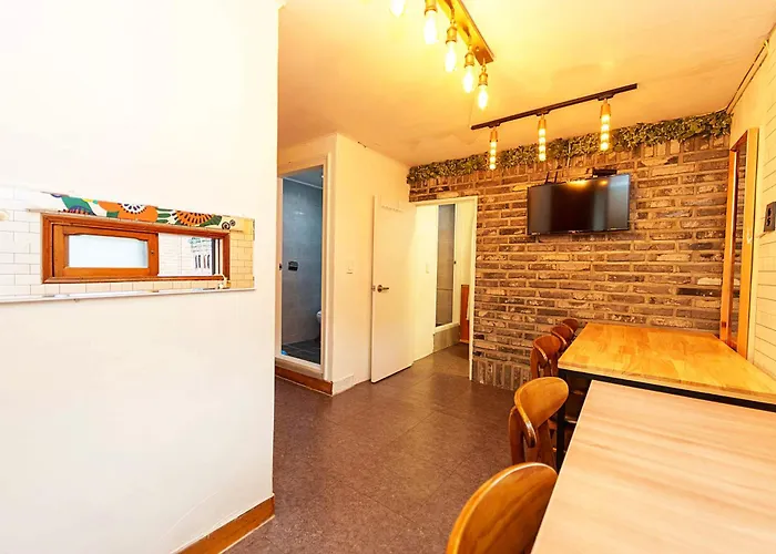3-gu&anne House Hongdae 6room & 4bath House 아파트 서울특별시